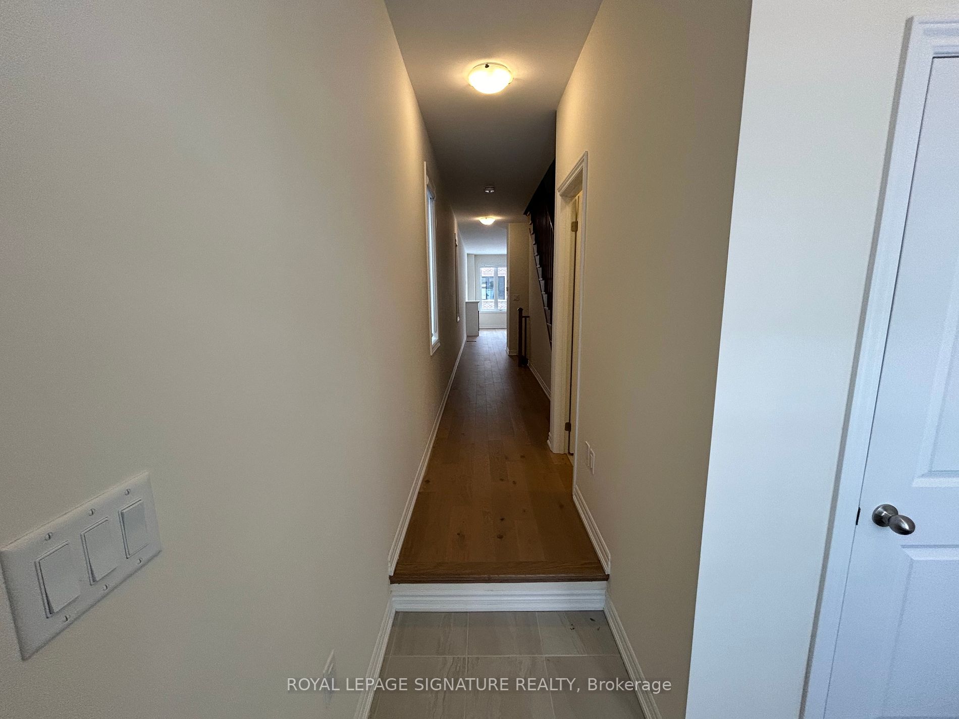 67 Singhampton Rd Property Photo 3