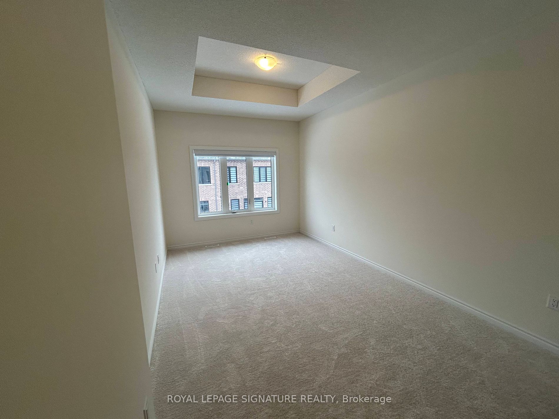 67 Singhampton Rd Property Photo 13