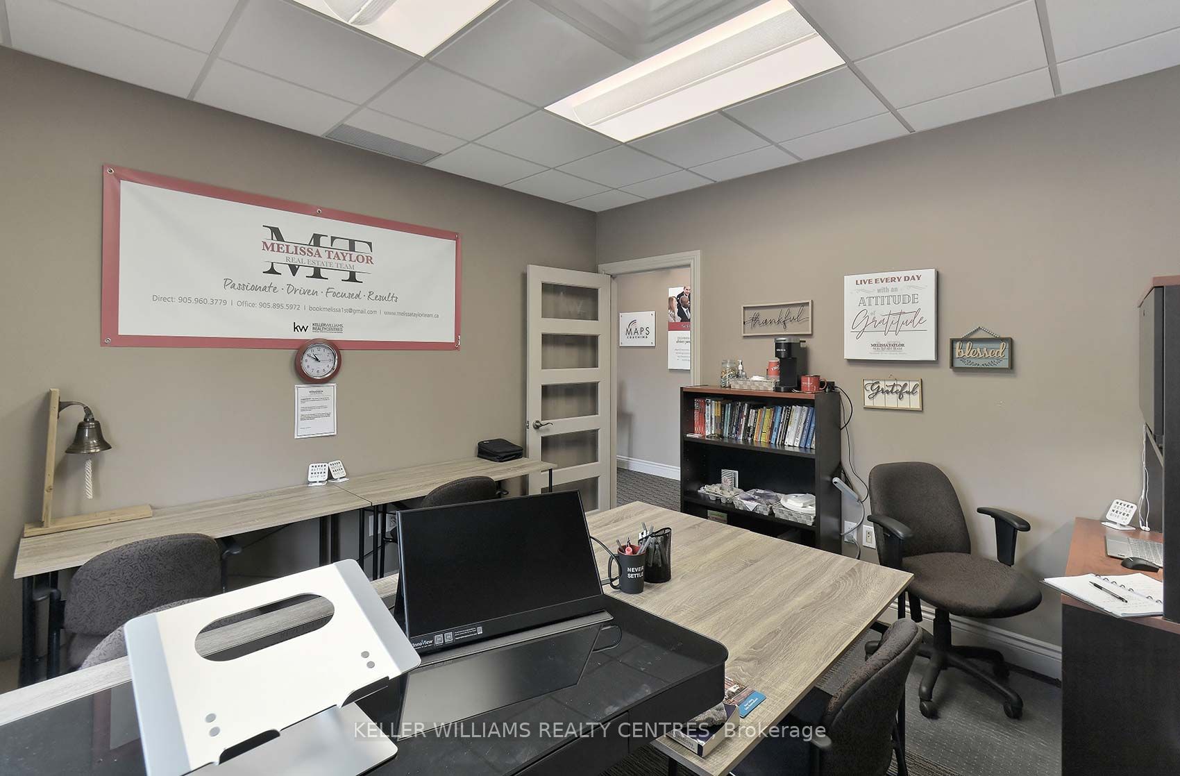 277 The Queensway S Property Photo 23