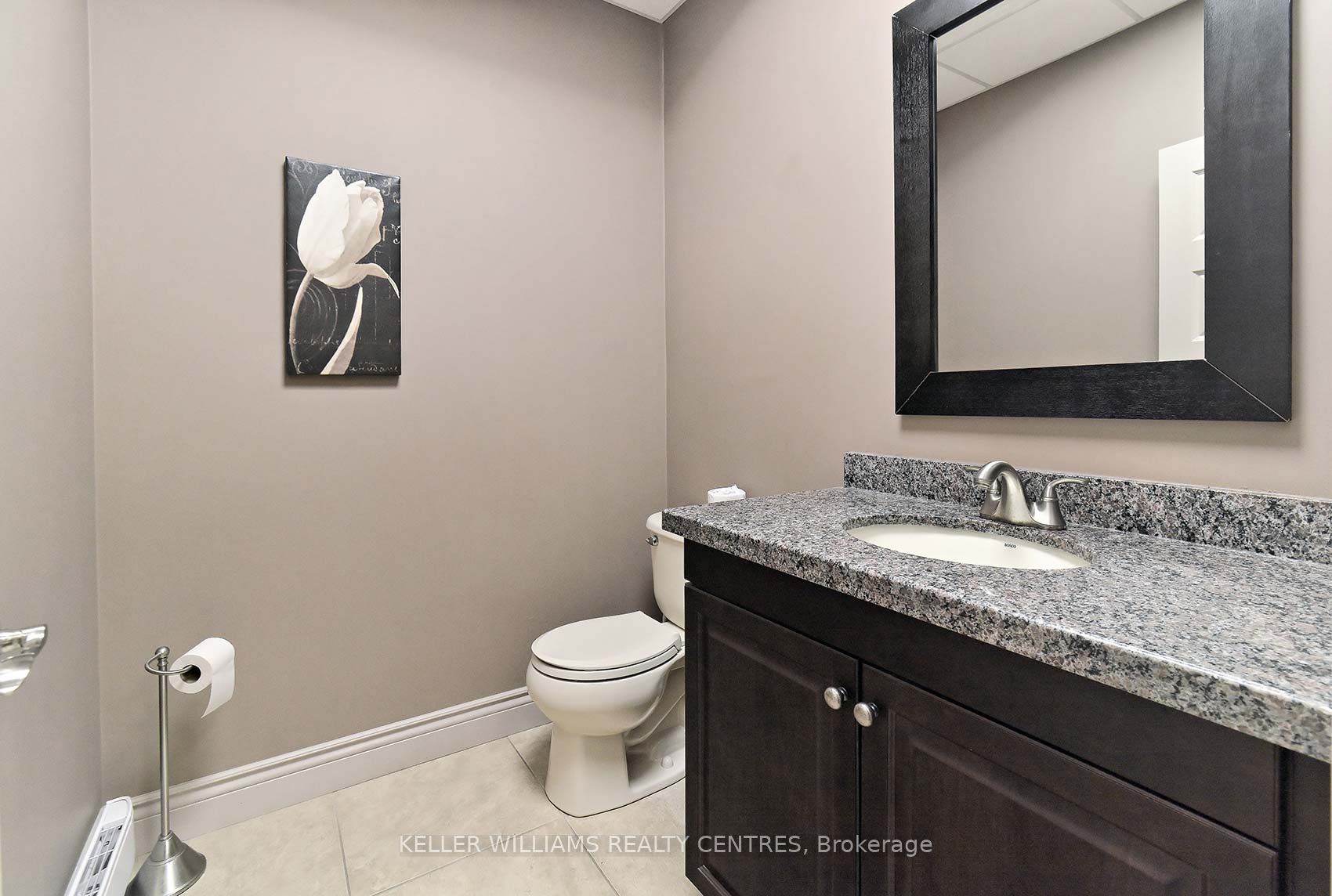 277 The Queensway S Property Photo 28
