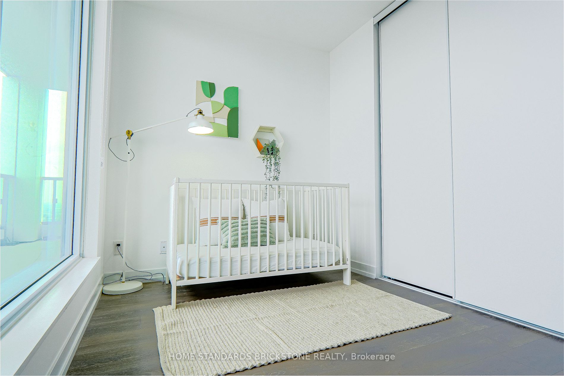 898 Portage Pkwy 2 Property Photo 18