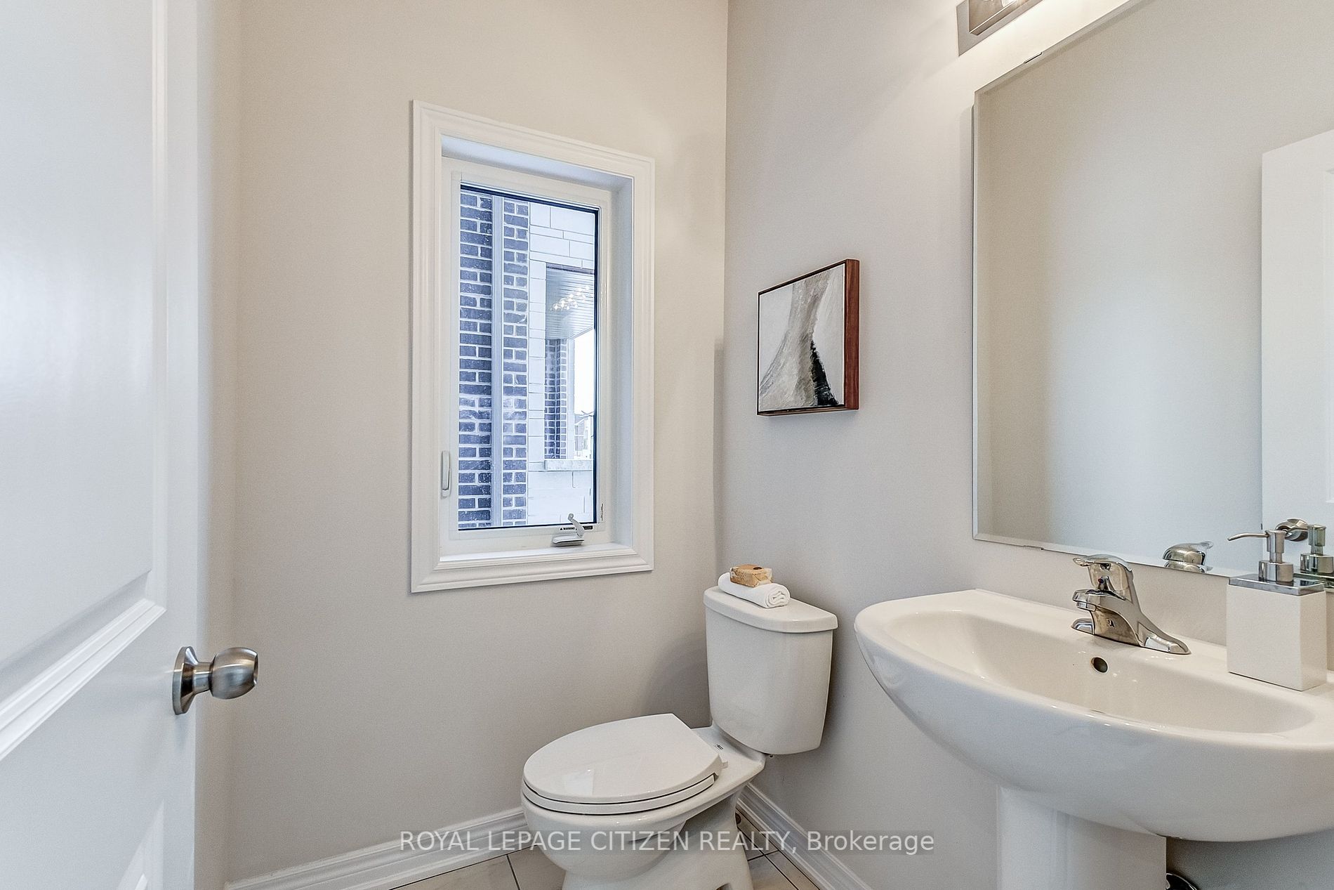 161 Wesmina Ave Property Photo 4
