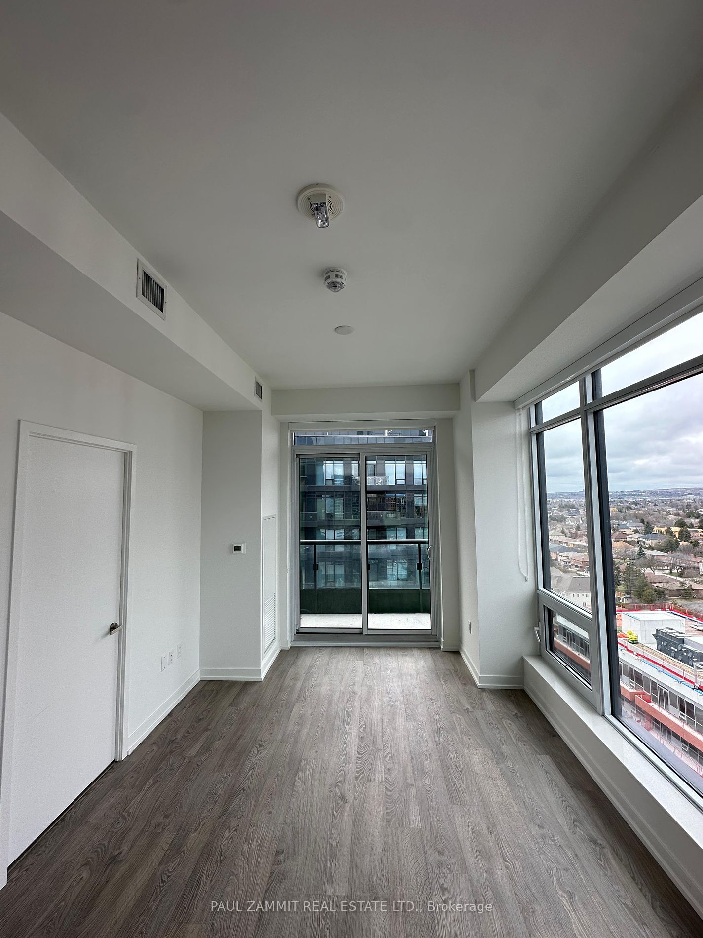 8868 Yonge St 2 Property Photo 6