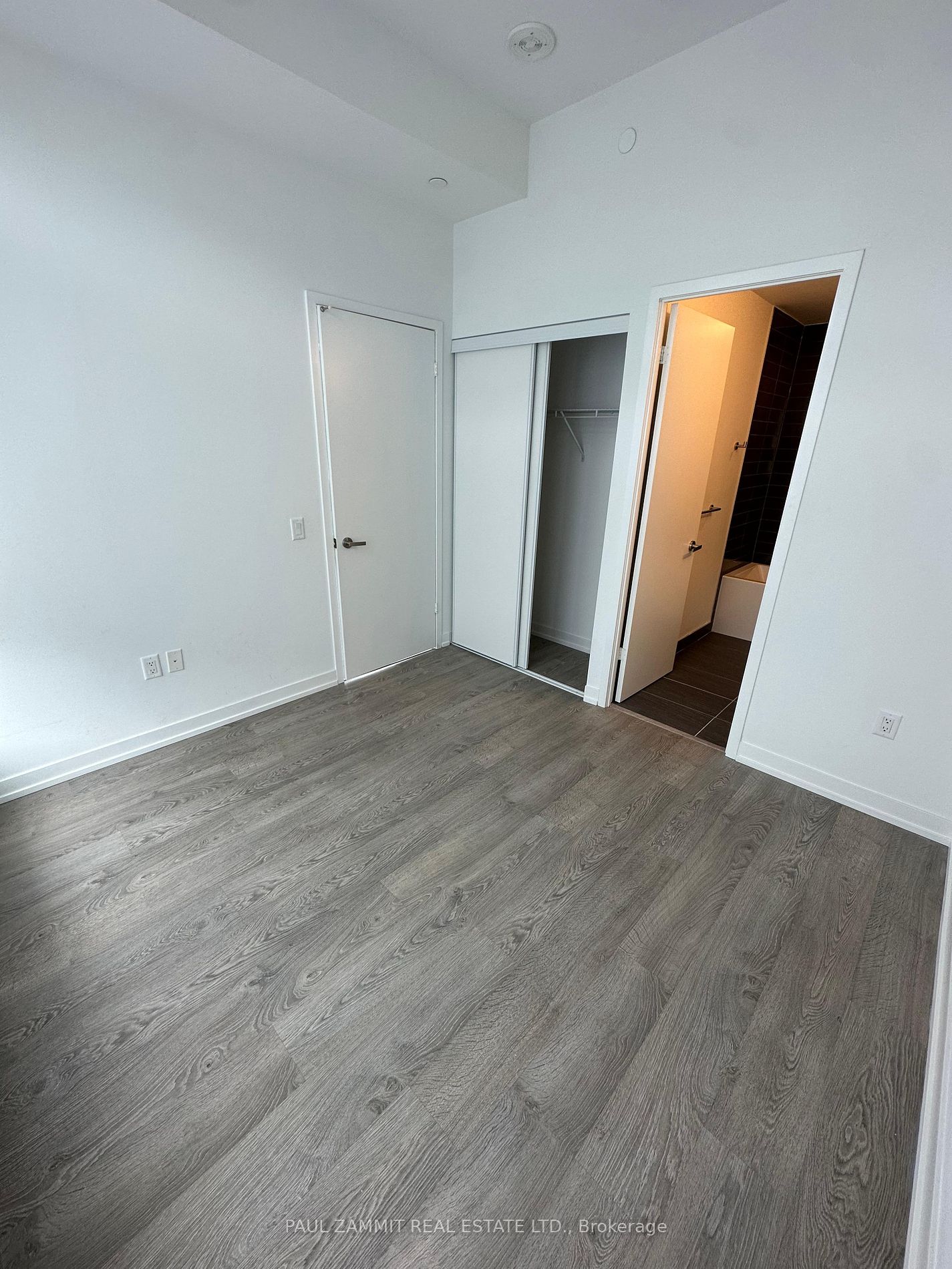 8868 Yonge St 2 Property Photo 7