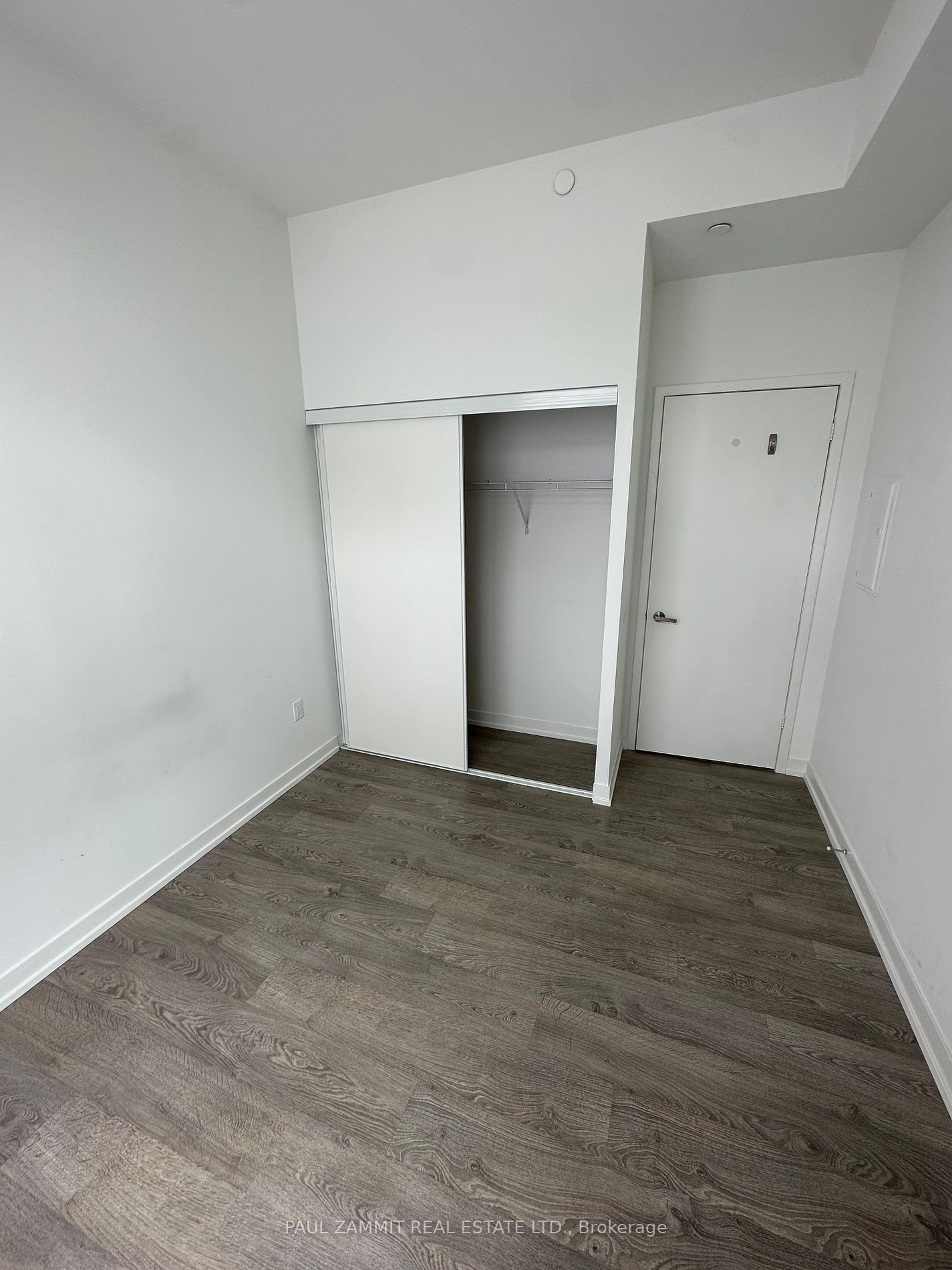 8868 Yonge St 2 Property Photo 12
