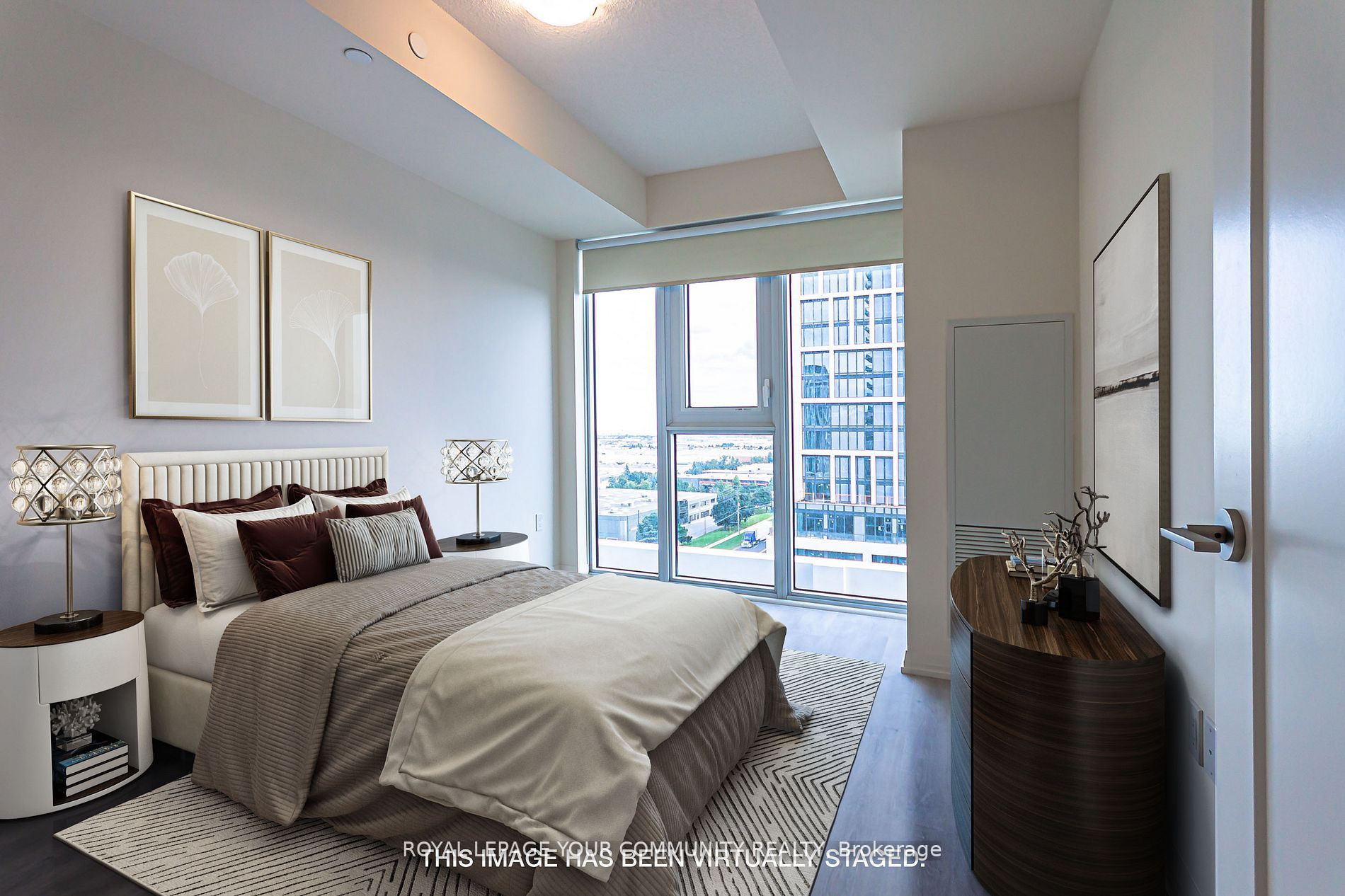 9000 Jane St 4 Property Photo 12