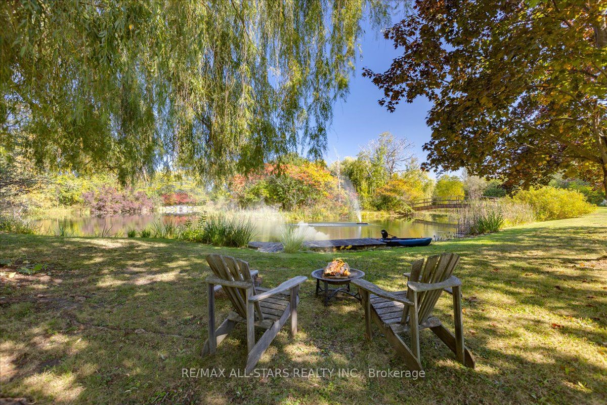26118 Warden Ave Property Photo 32