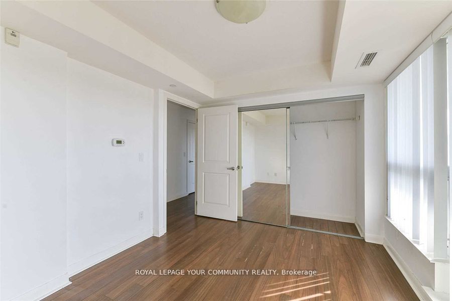 75 Norman Bethune Ave 317 Property Photo 11