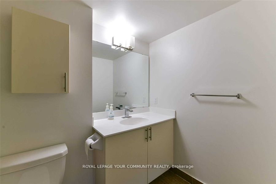 75 Norman Bethune Ave 317 Property Photo 14