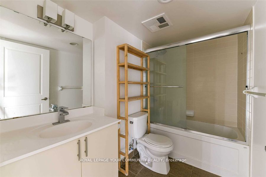 75 Norman Bethune Ave 317 Property Photo 20