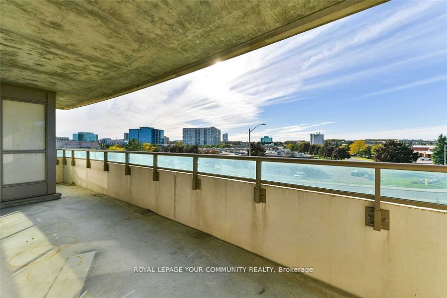 75 Norman Bethune Ave 317 Property Photo 22