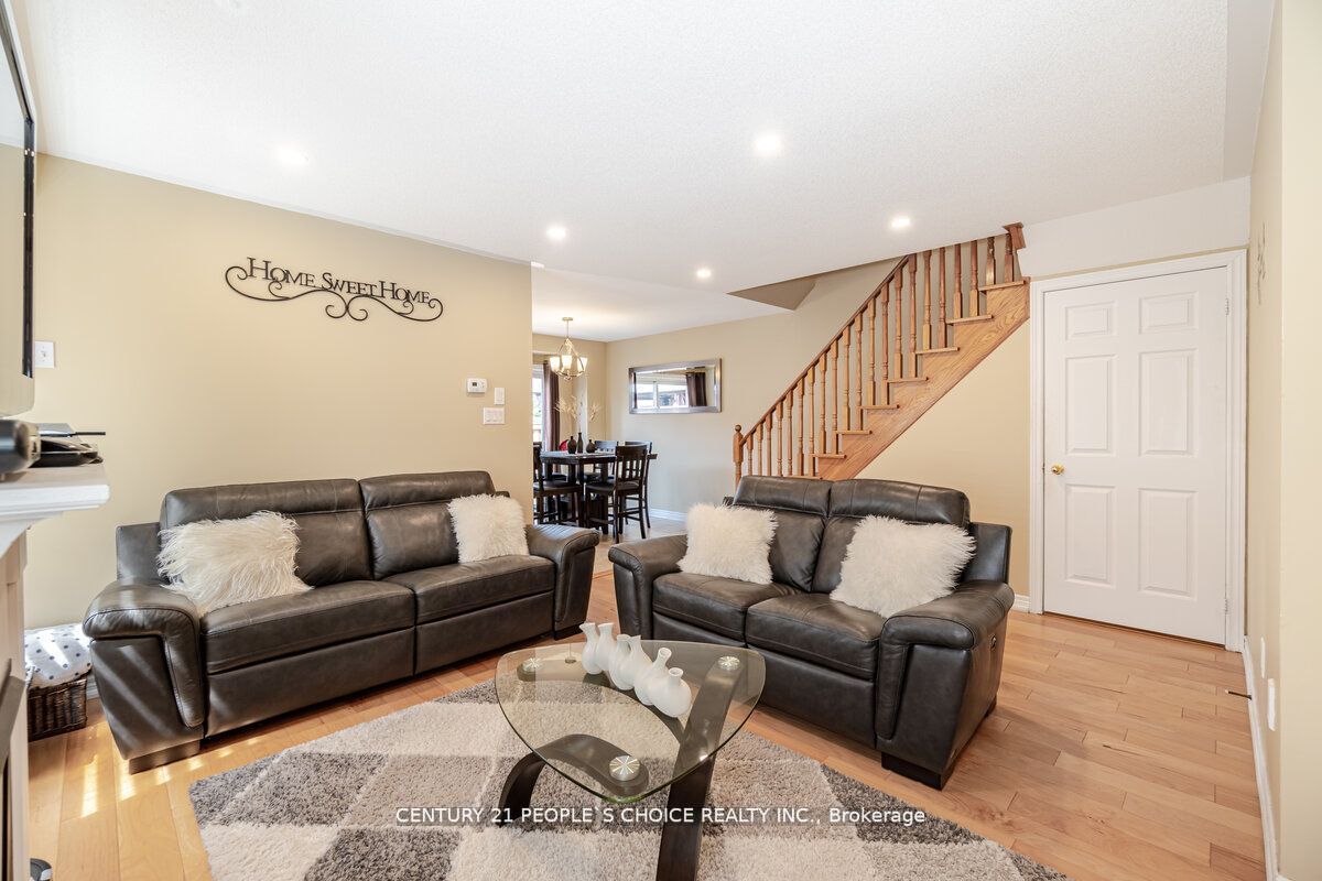 167 Chayna Cres Property Photo 6