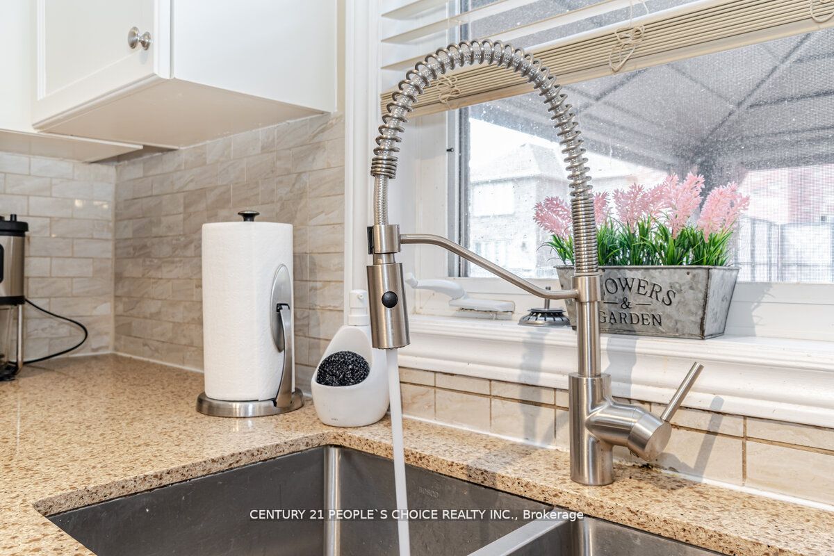 167 Chayna Cres Property Photo 10