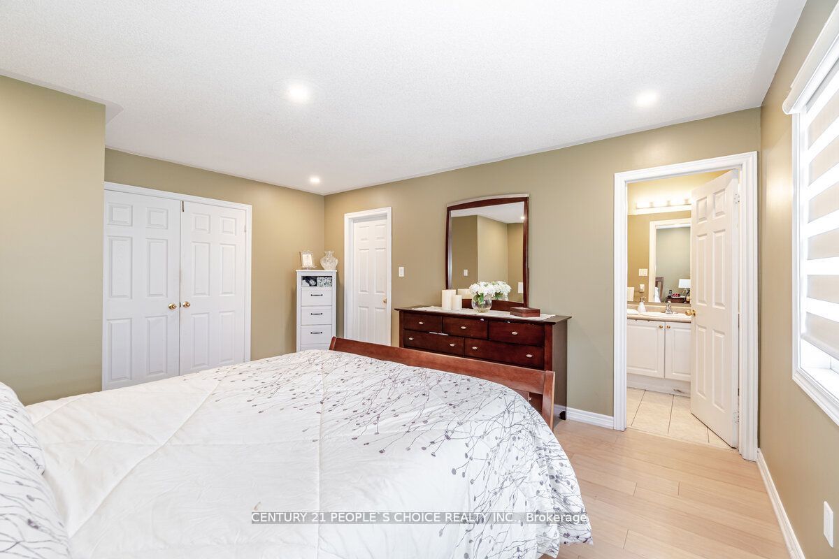 167 Chayna Cres Property Photo 14