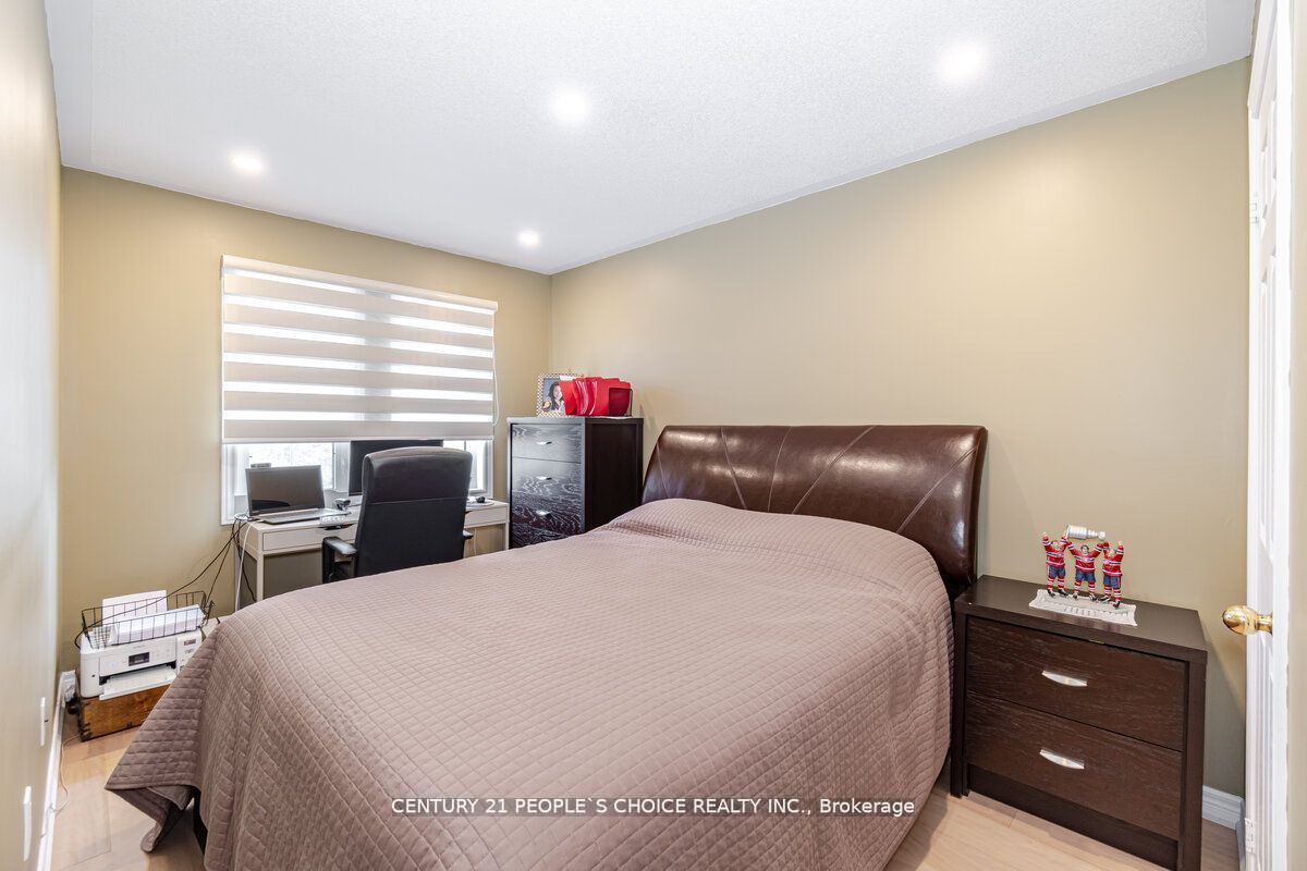 167 Chayna Cres Property Photo 17
