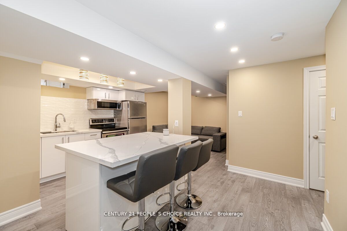 167 Chayna Cres Property Photo 20
