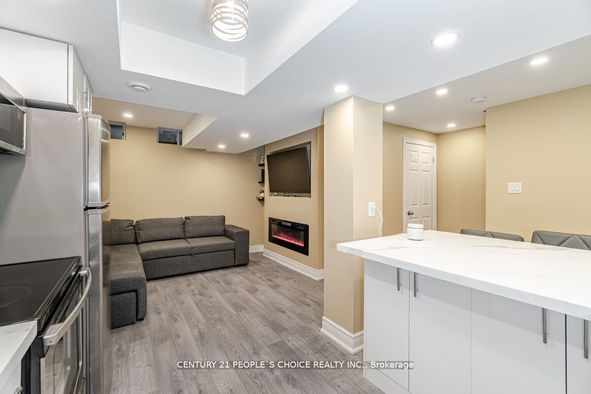 167 Chayna Cres Property Photo 22
