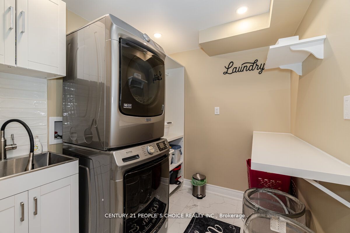 167 Chayna Cres Property Photo 26
