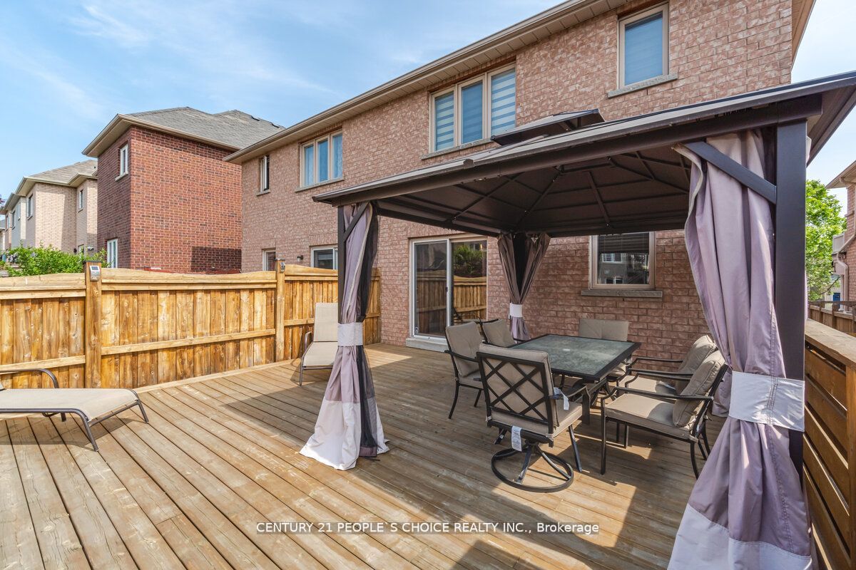 167 Chayna Cres Property Photo 28
