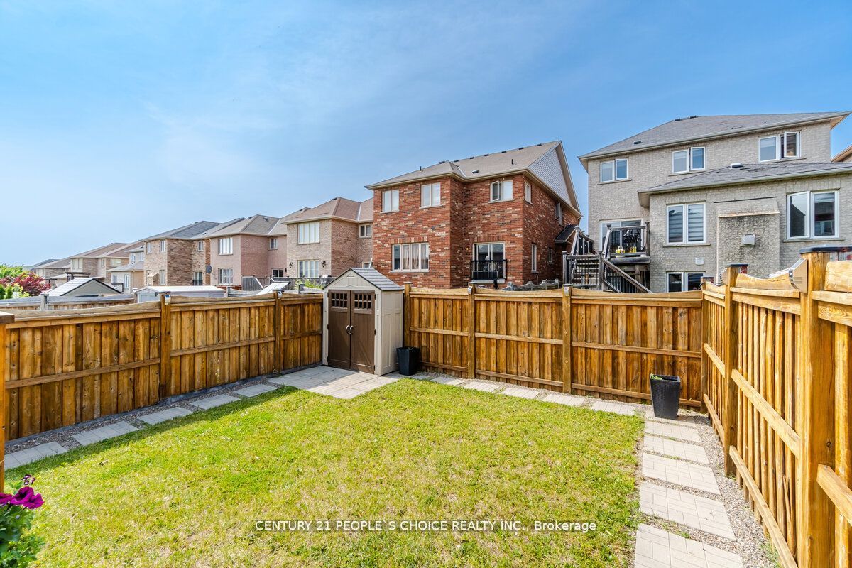 167 Chayna Cres Property Photo 30