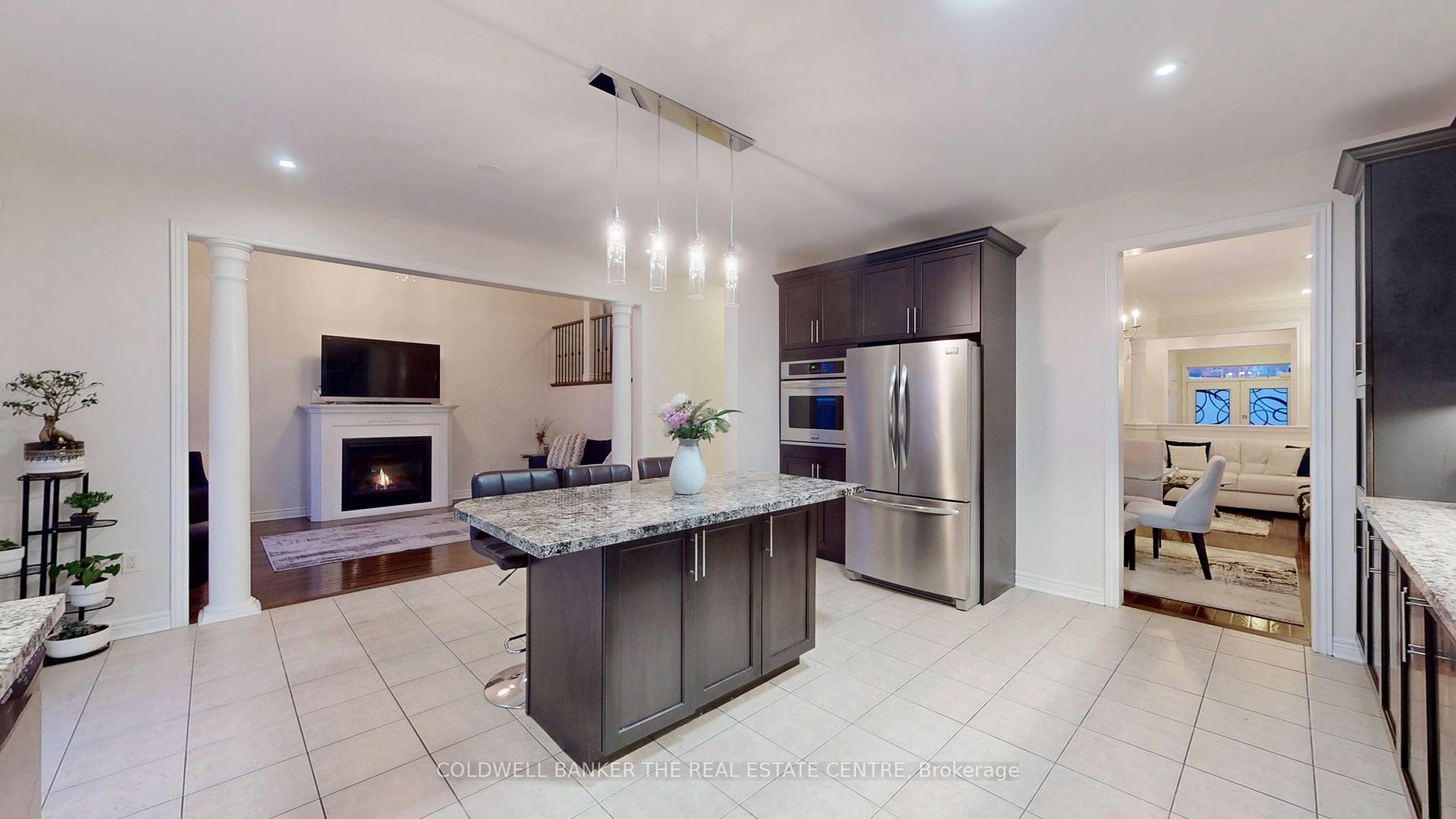 27 Barletta Dr Property Photo 9