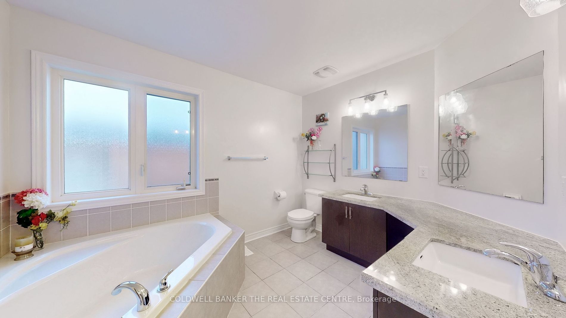 27 Barletta Dr Property Photo 21