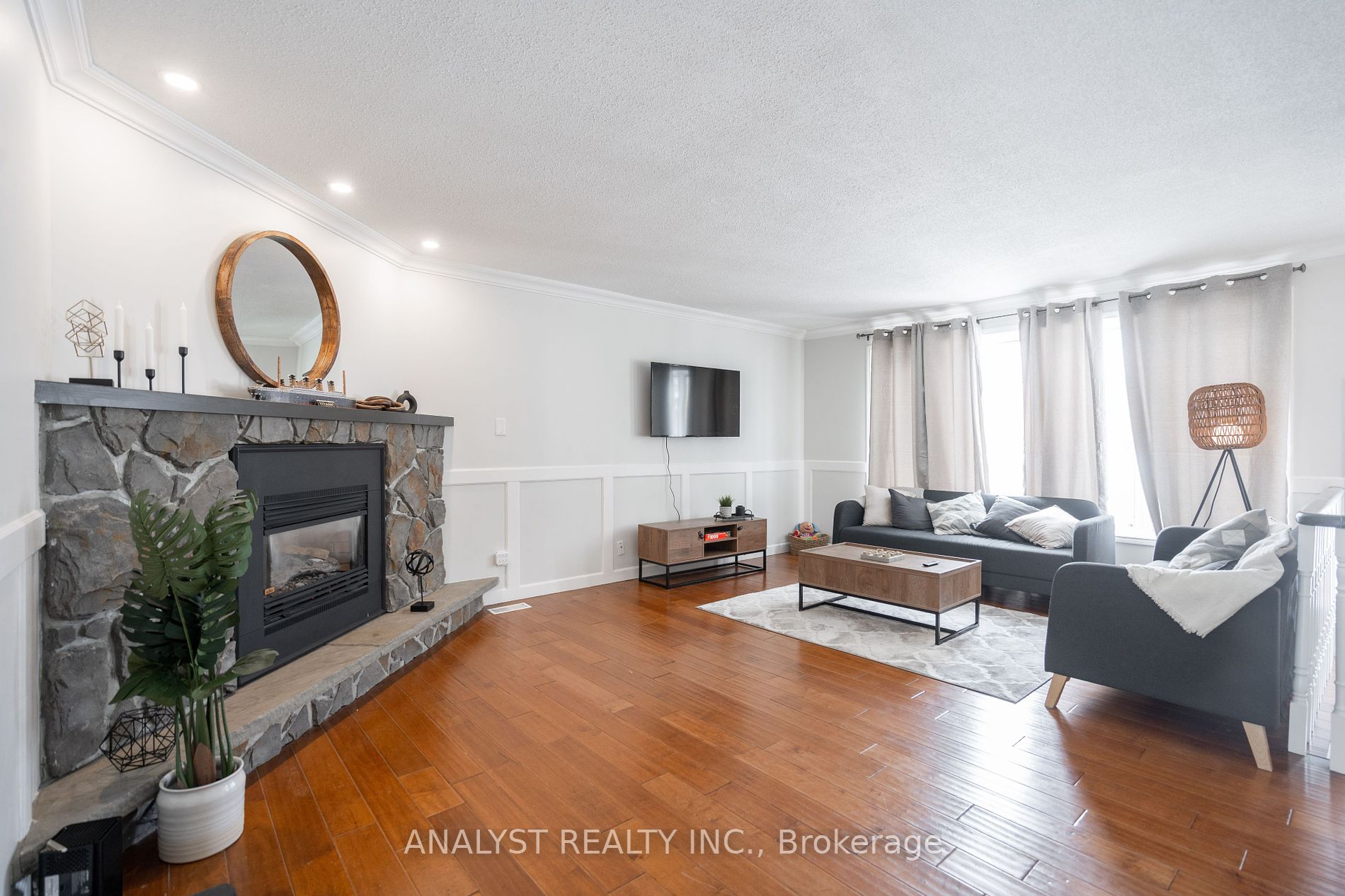 17 Kinsley St Property Photo 7