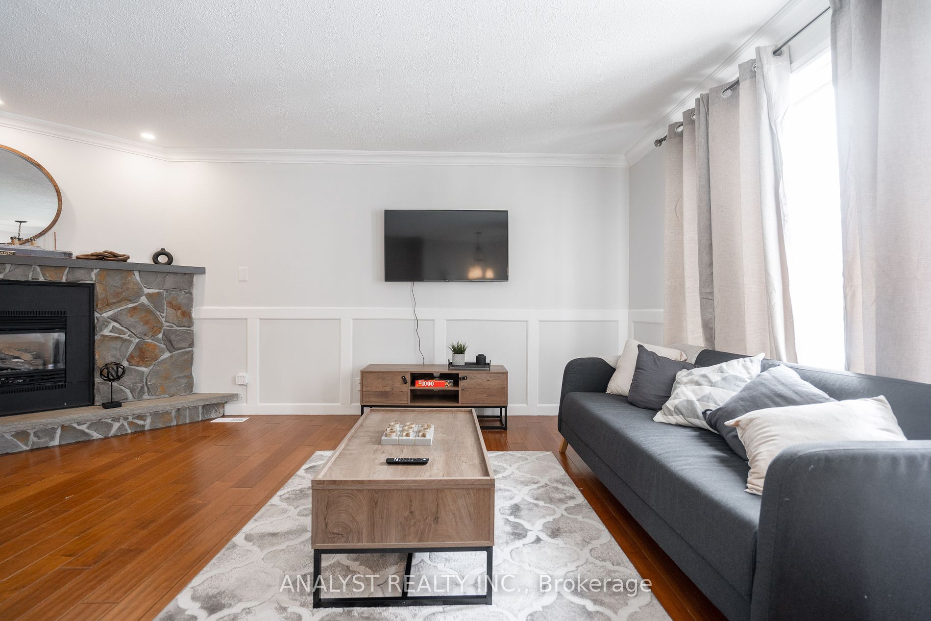 17 Kinsley St Property Photo 10