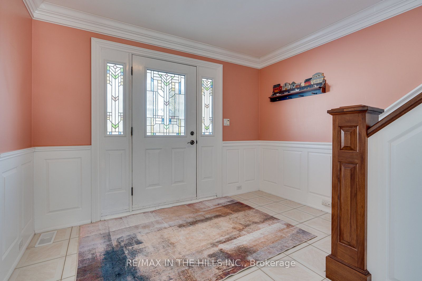 6921 4th Line Property Photo 4