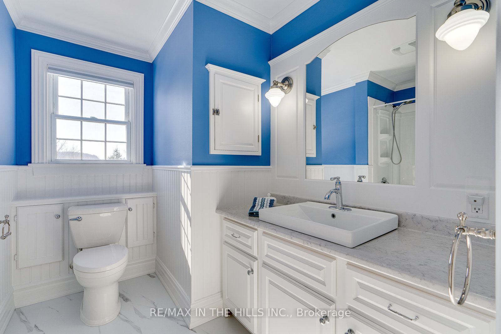 6921 4th Line Property Photo 18
