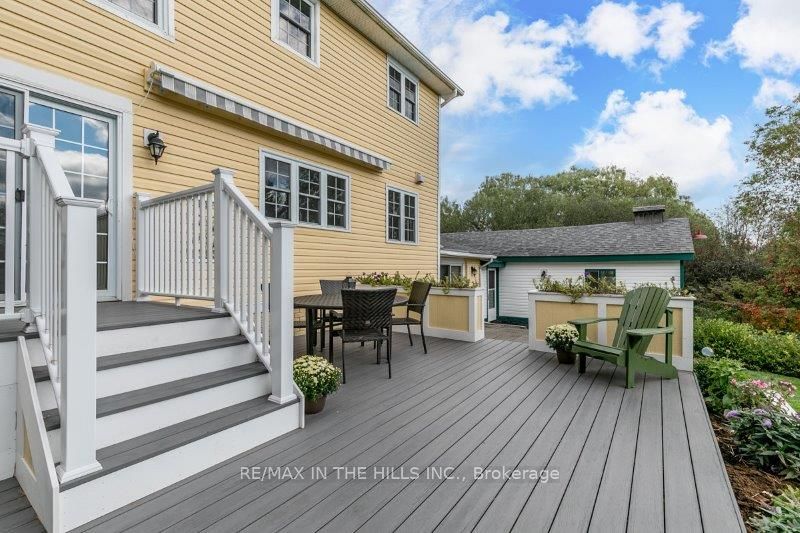6921 4th Line Property Photo 30