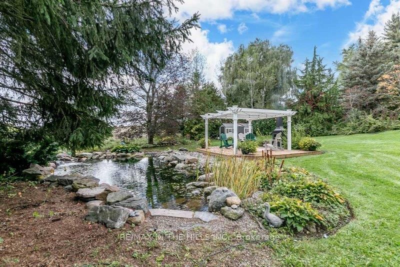 6921 4th Line Property Photo 34