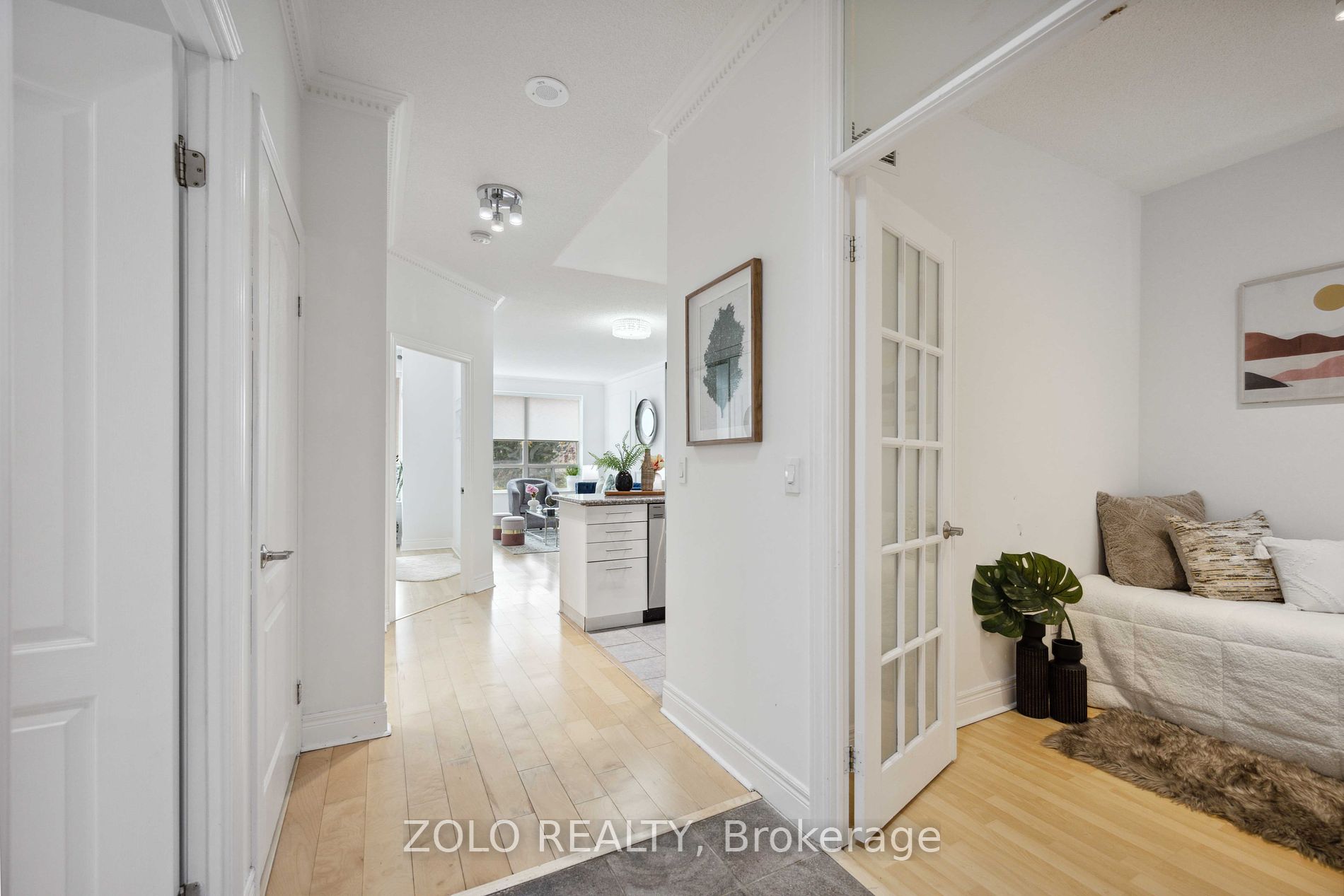 62 Suncrest Blvd 4 Property Photo 7