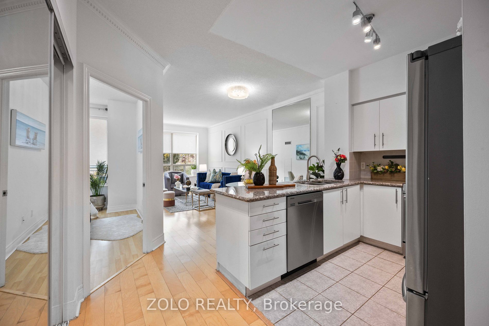 62 Suncrest Blvd 4 Property Photo 10