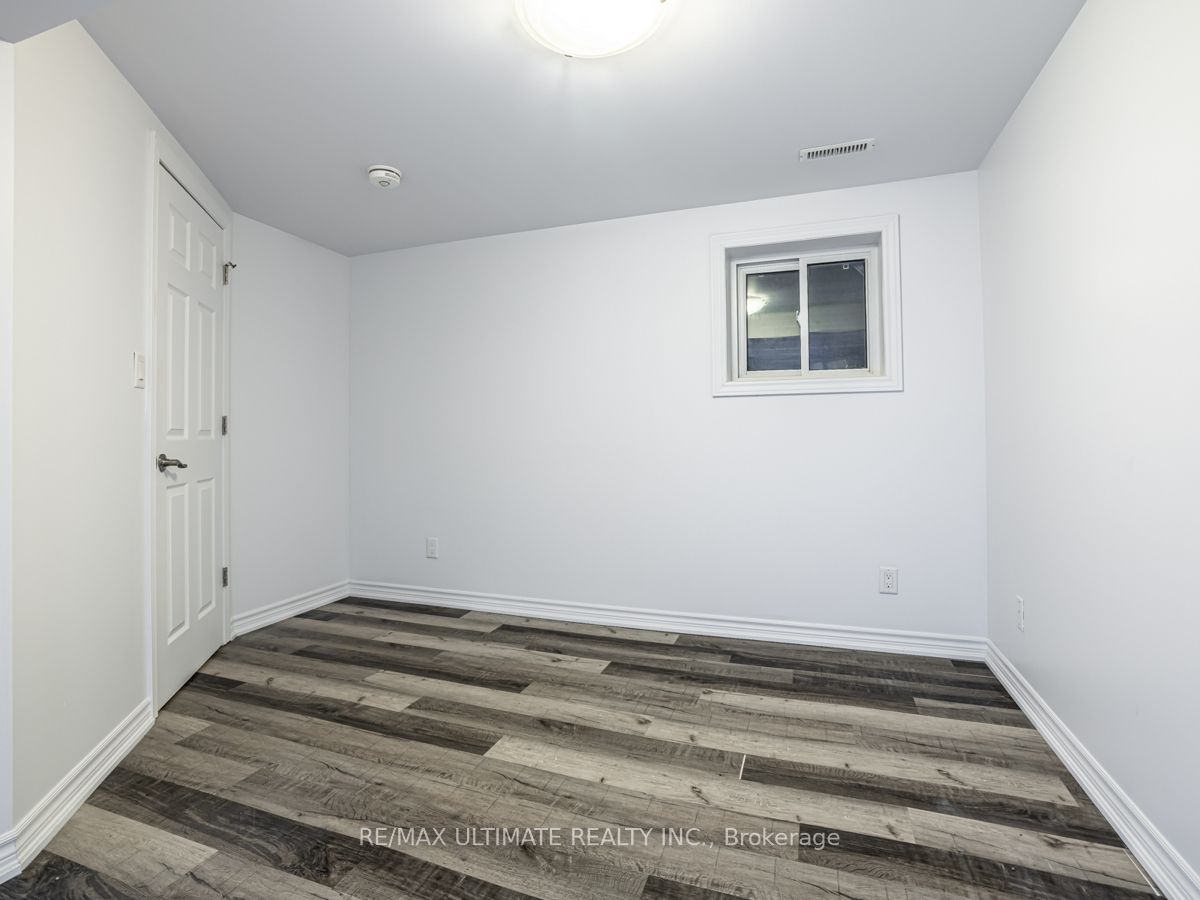 49 Maplegrove Ave Property Photo 29