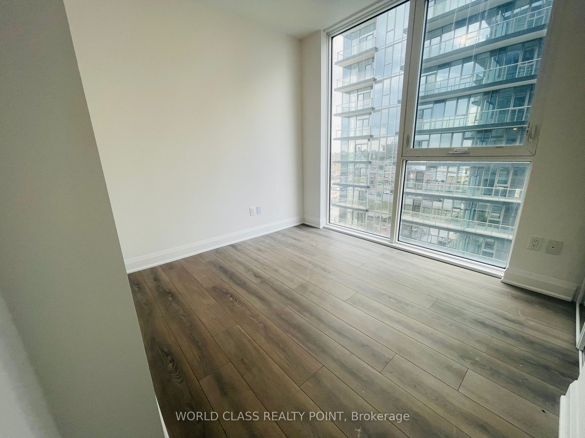 20 Gatineau Dr 16 Property Photo 3