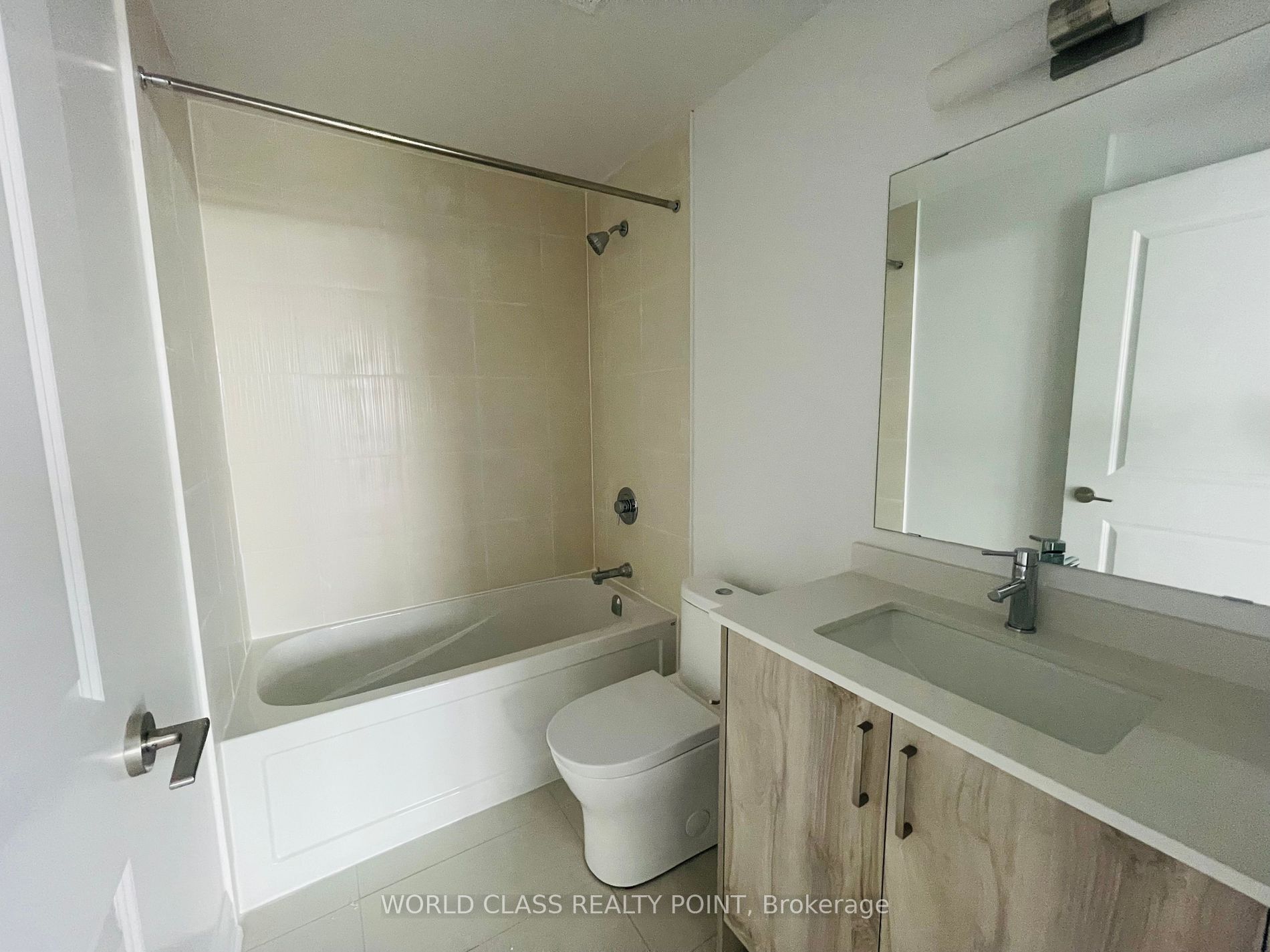 20 Gatineau Dr 16 Property Photo 4