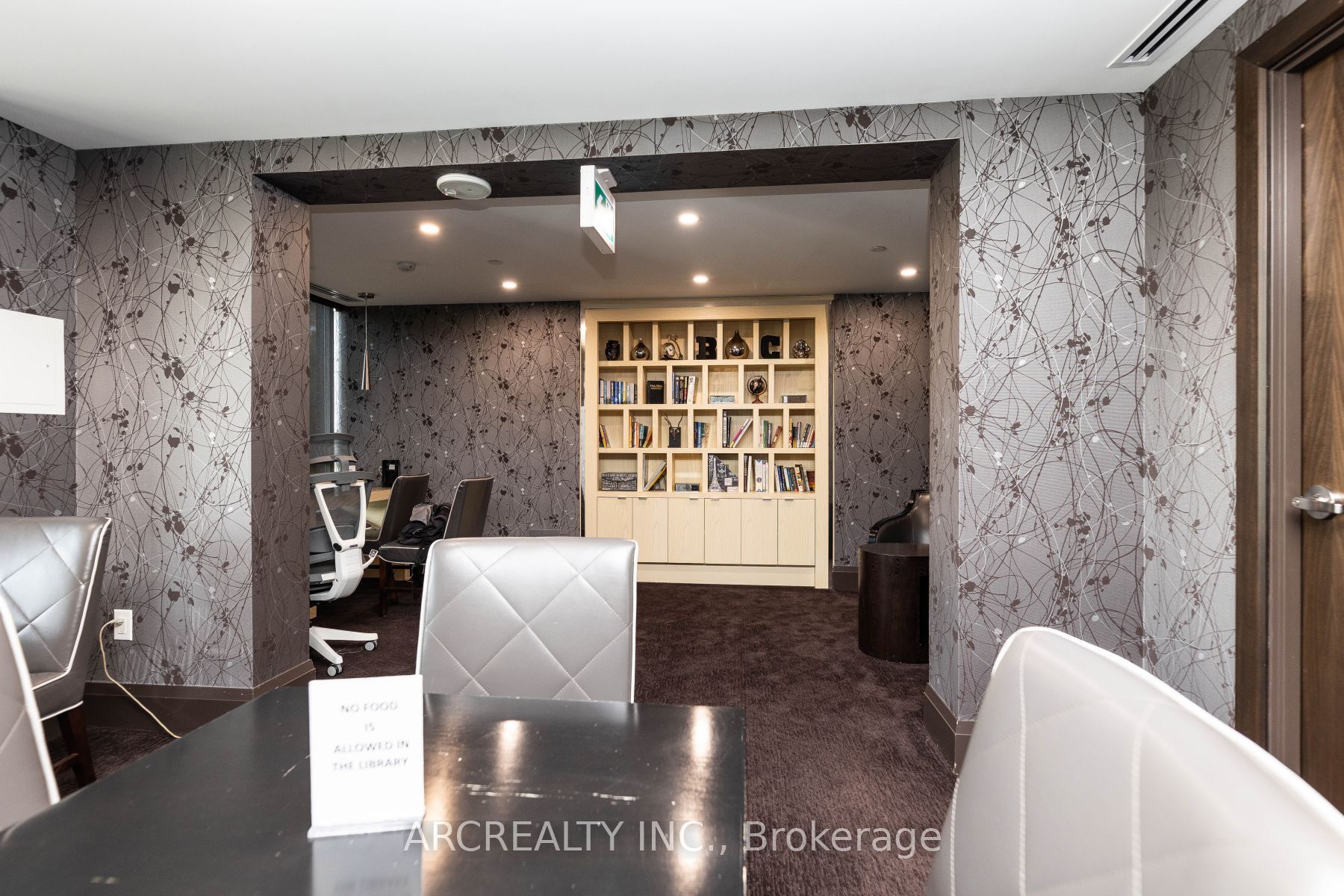 7608 Yonge St 18 Property Photo 29
