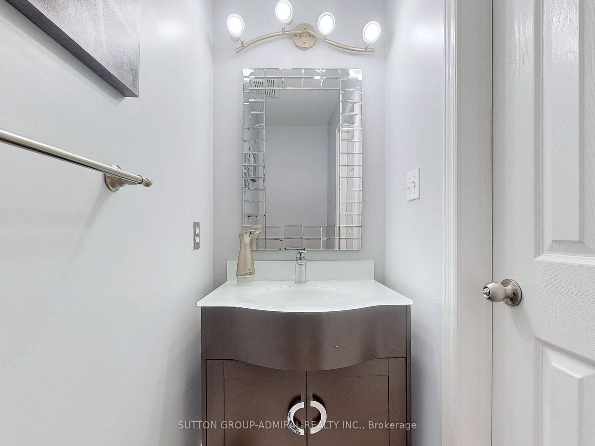 84 Agostino Cres Property Photo 17