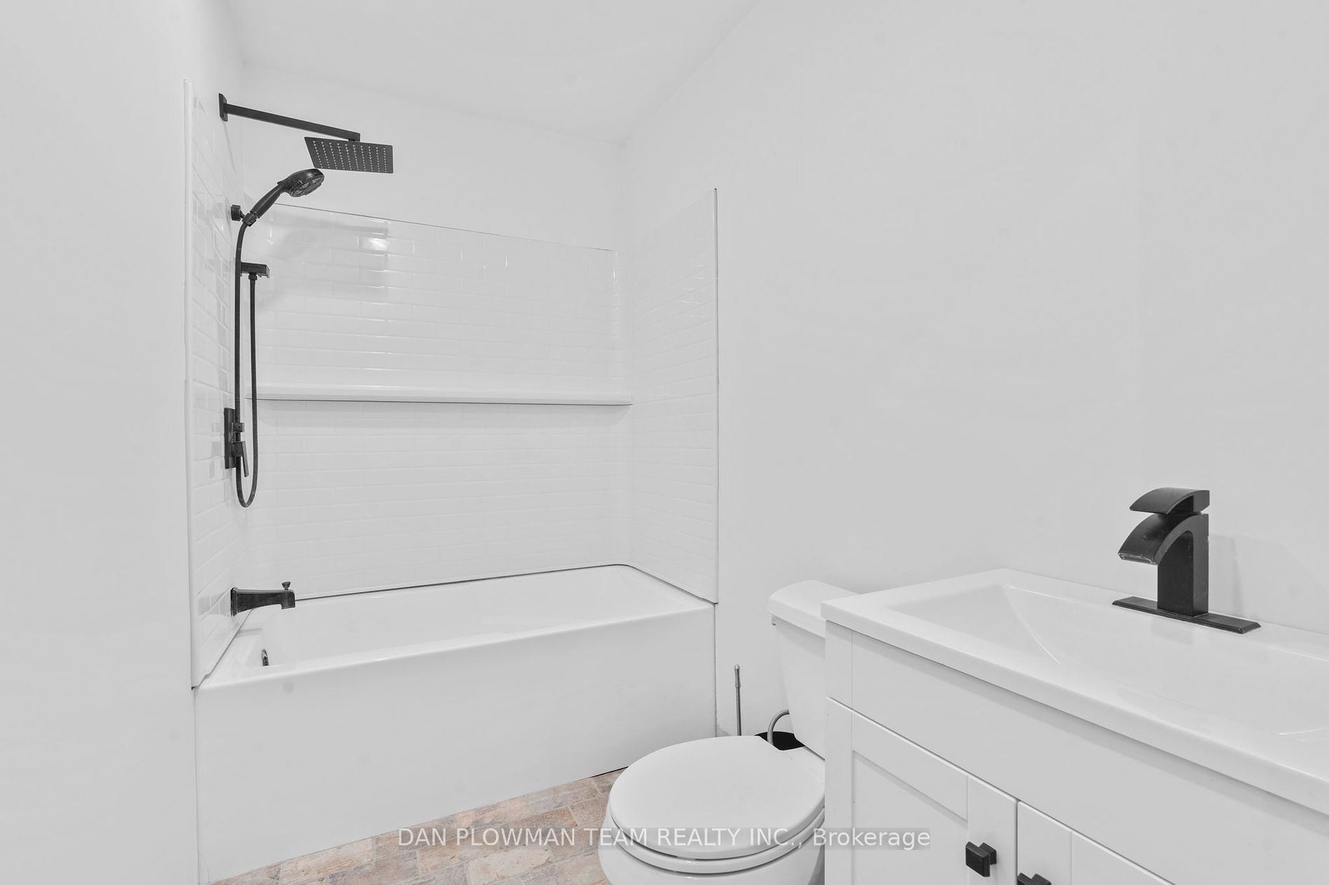 364 Queensville Sdrd Property Photo 16