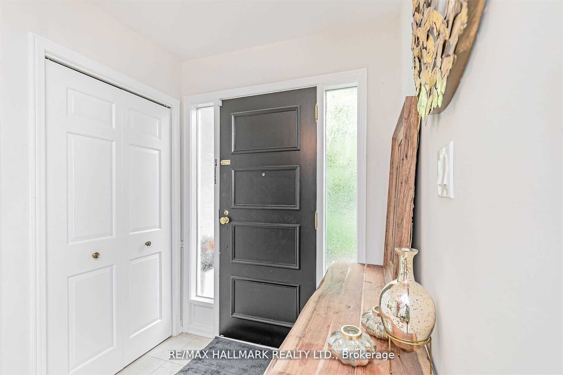 65 Riverside Blvd Property Photo 2