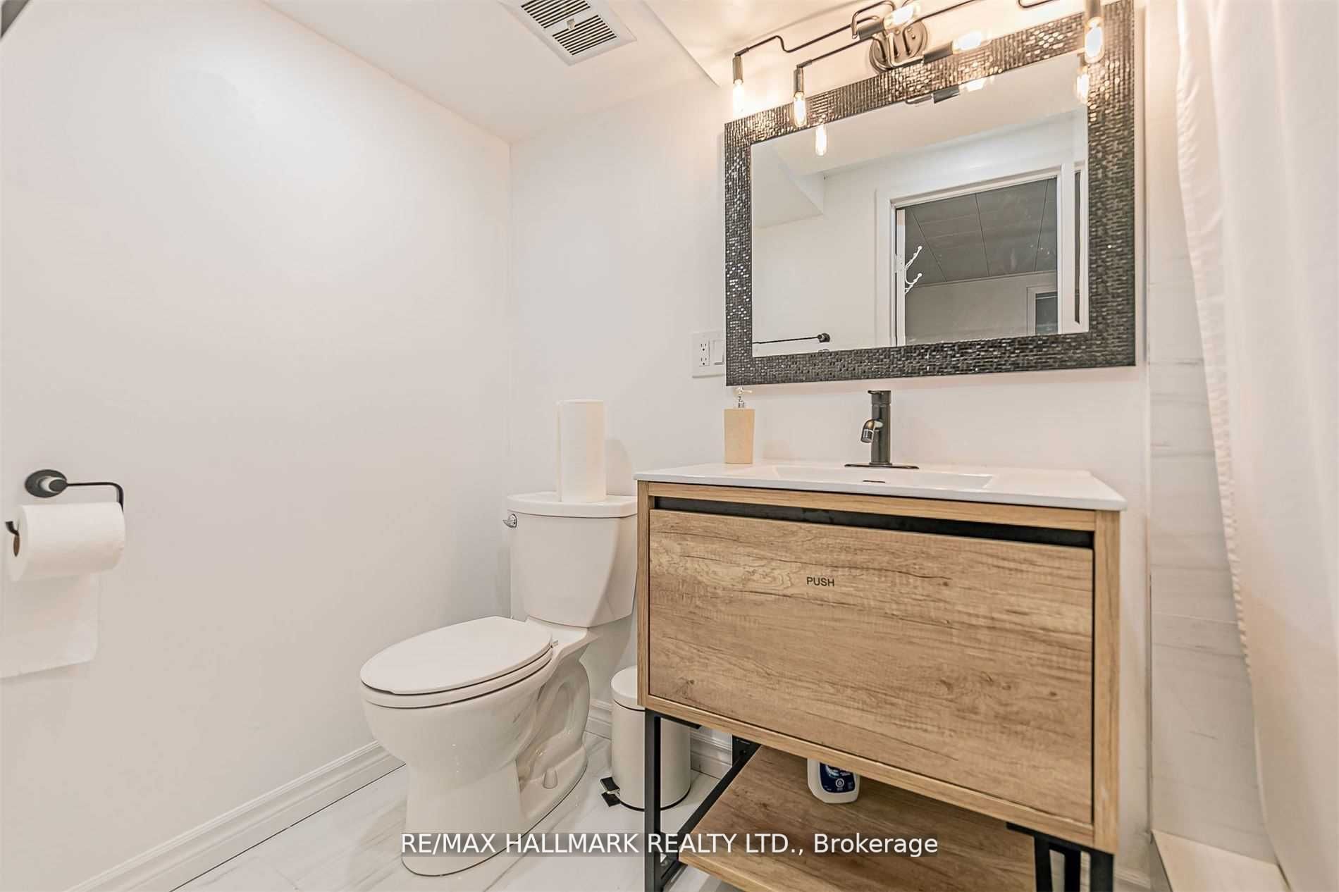 65 Riverside Blvd Property Photo 17