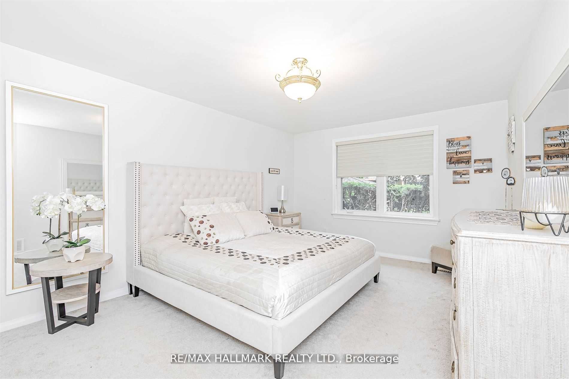 65 Riverside Blvd Property Photo 19