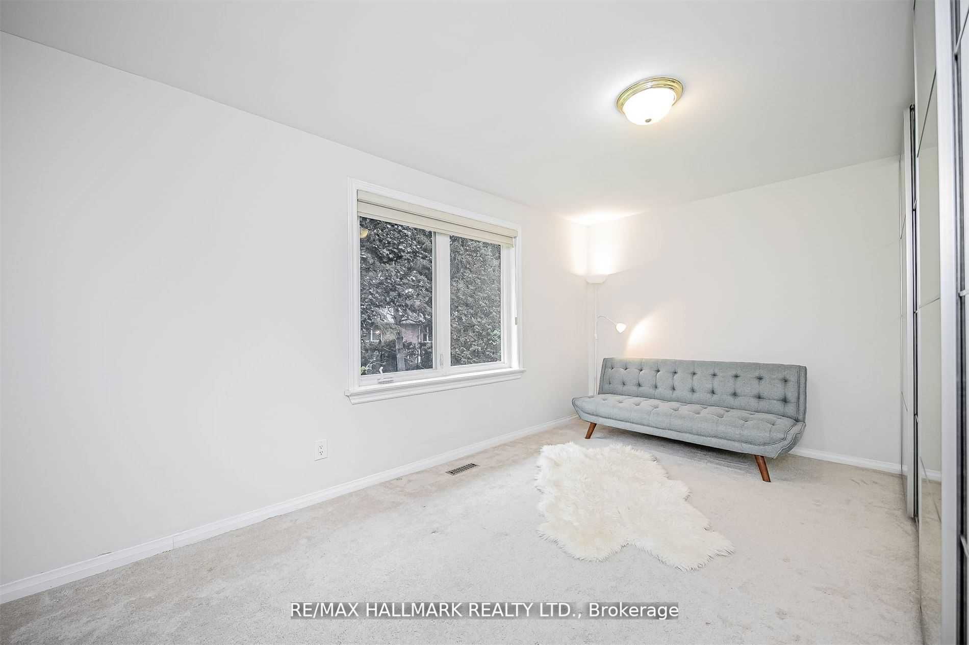 65 Riverside Blvd Property Photo 20