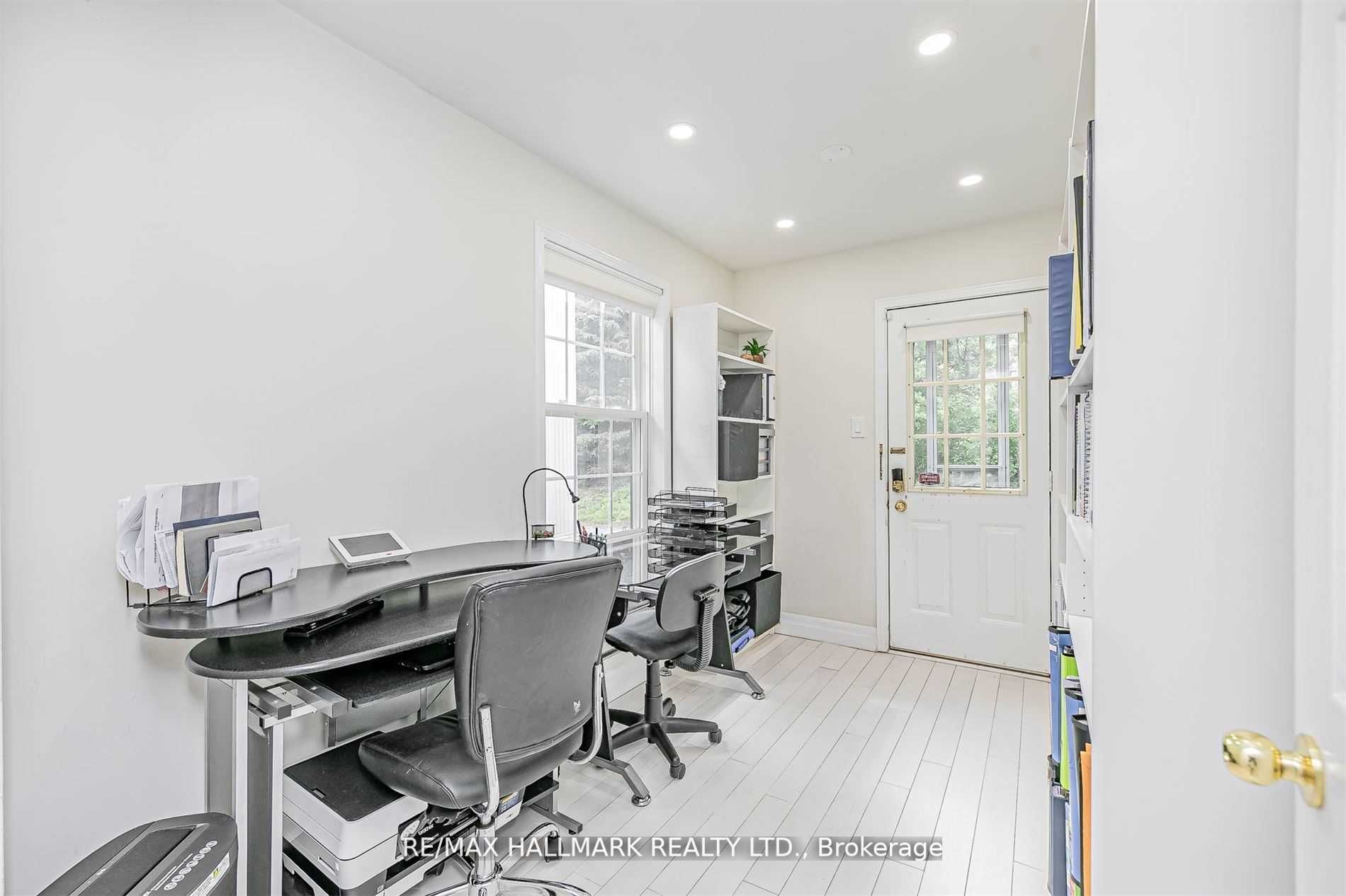 65 Riverside Blvd Property Photo 30