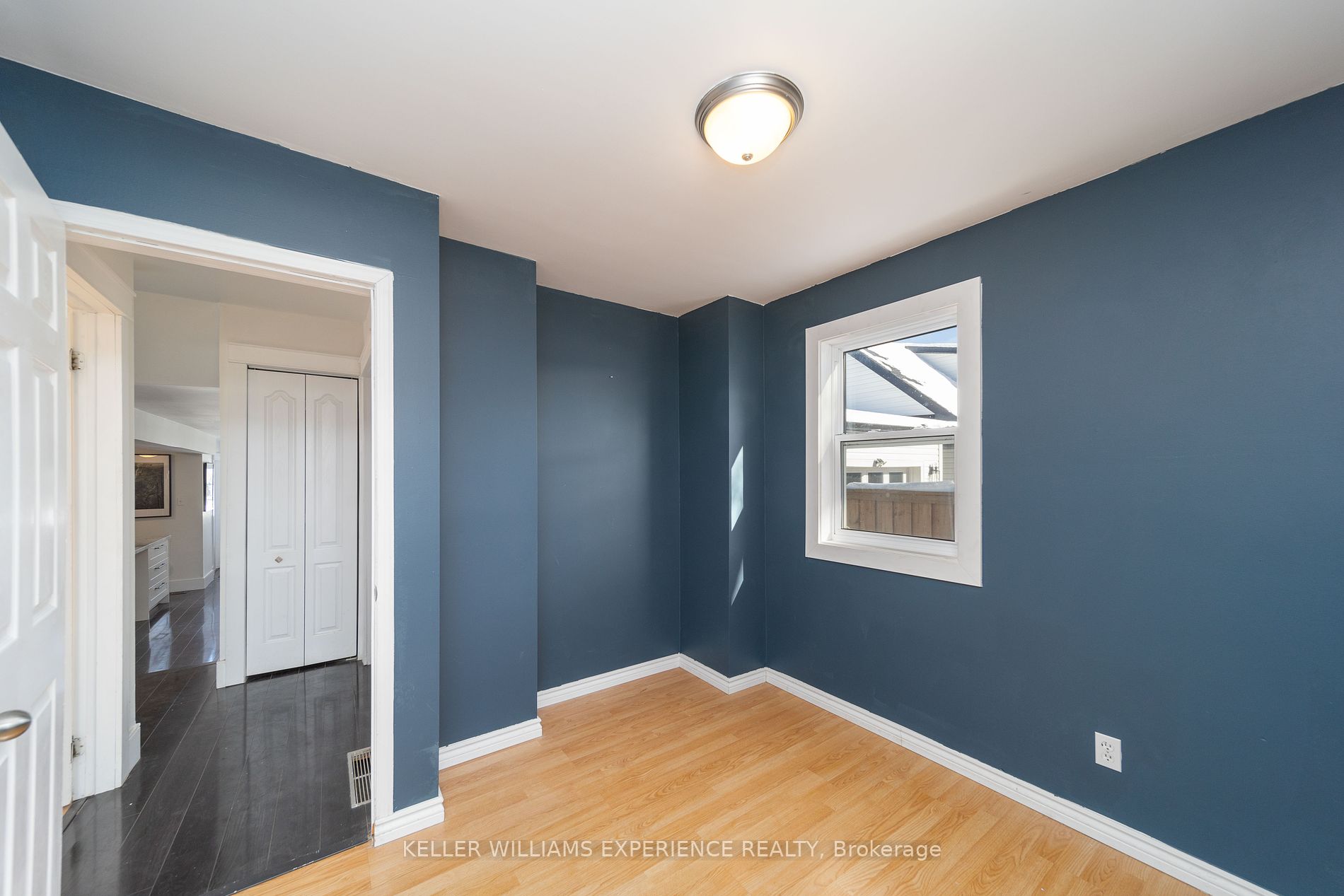 100 Queen St Property Photo 18