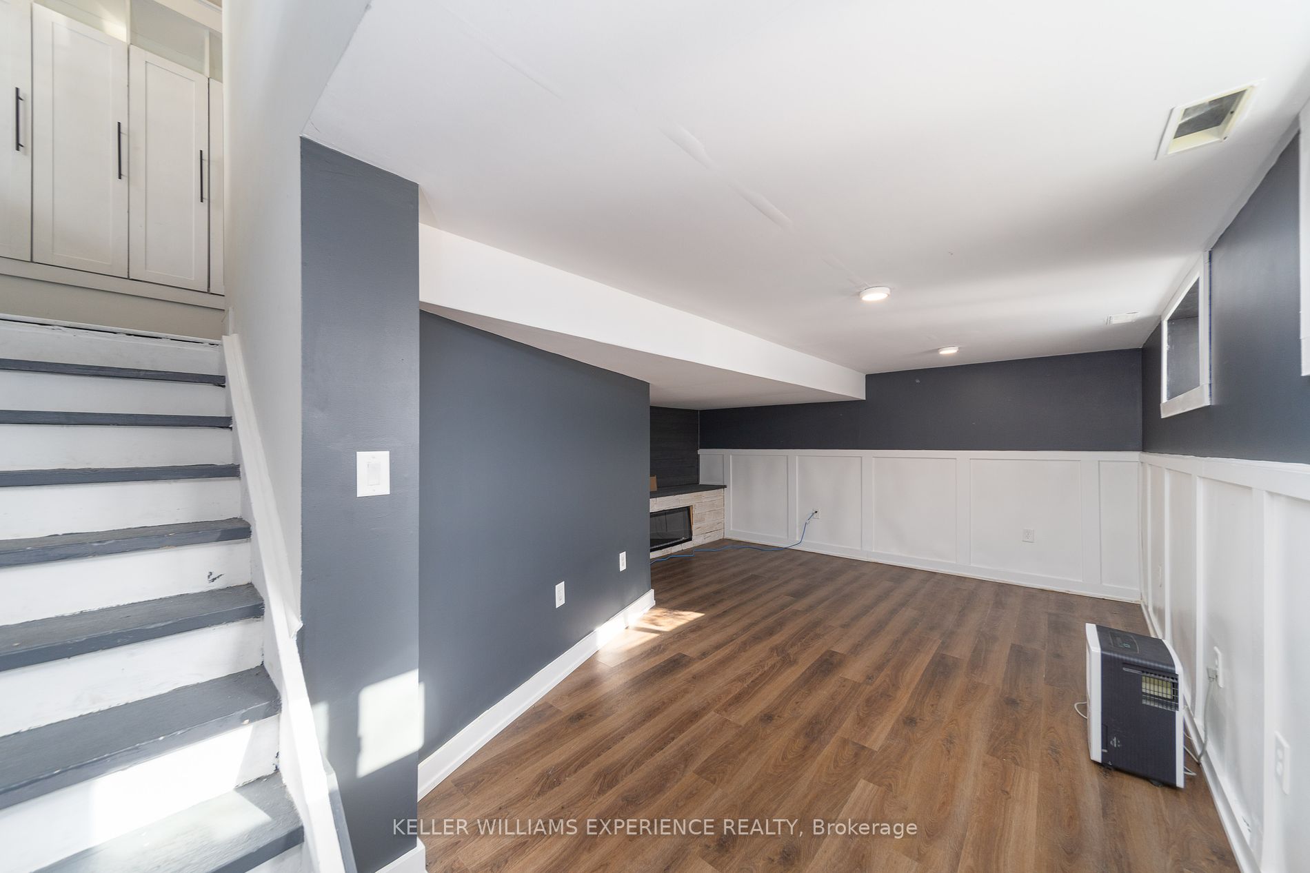 100 Queen St Property Photo 22