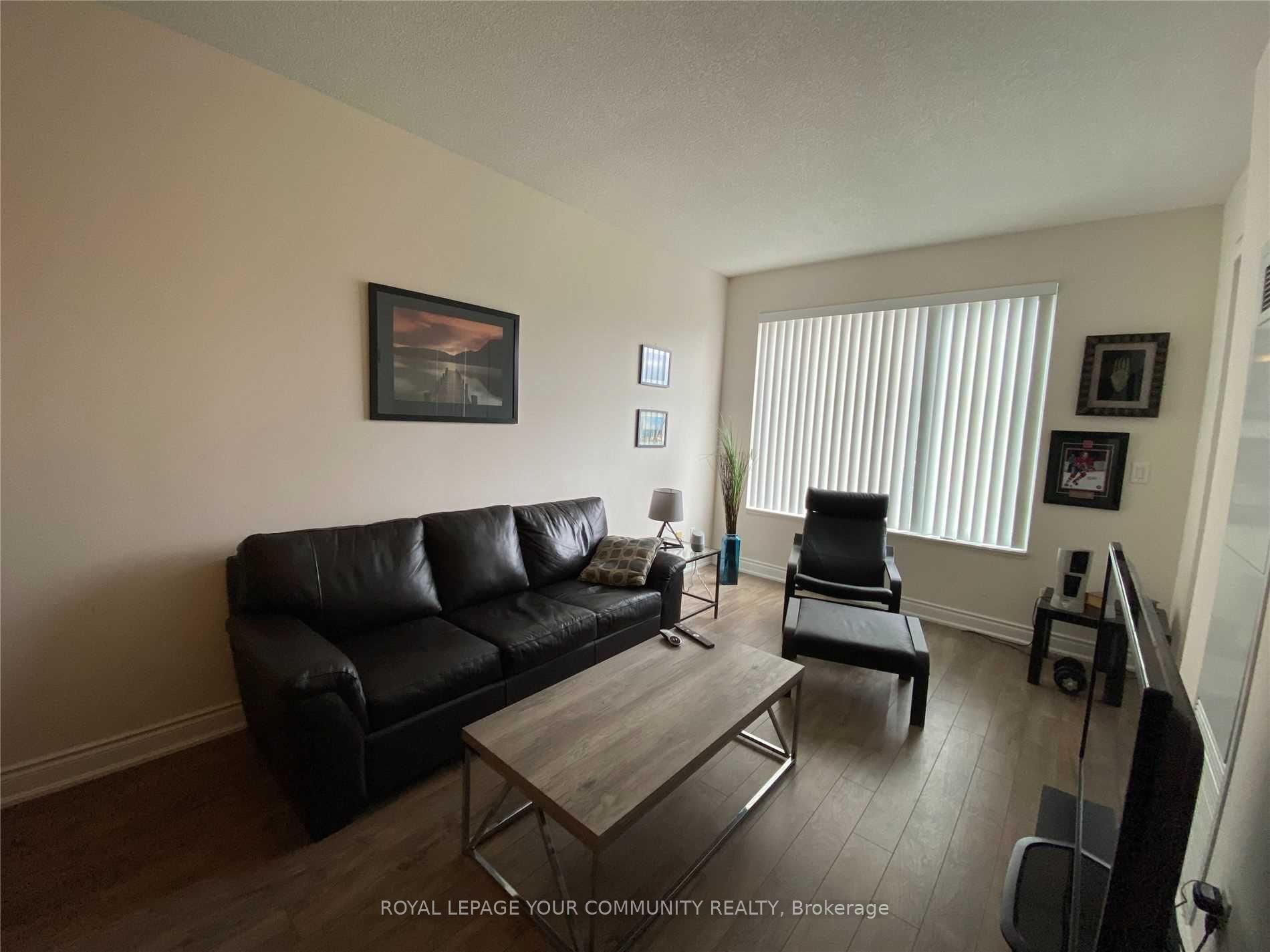 277 South Park Rd 15 Property Photo 5
