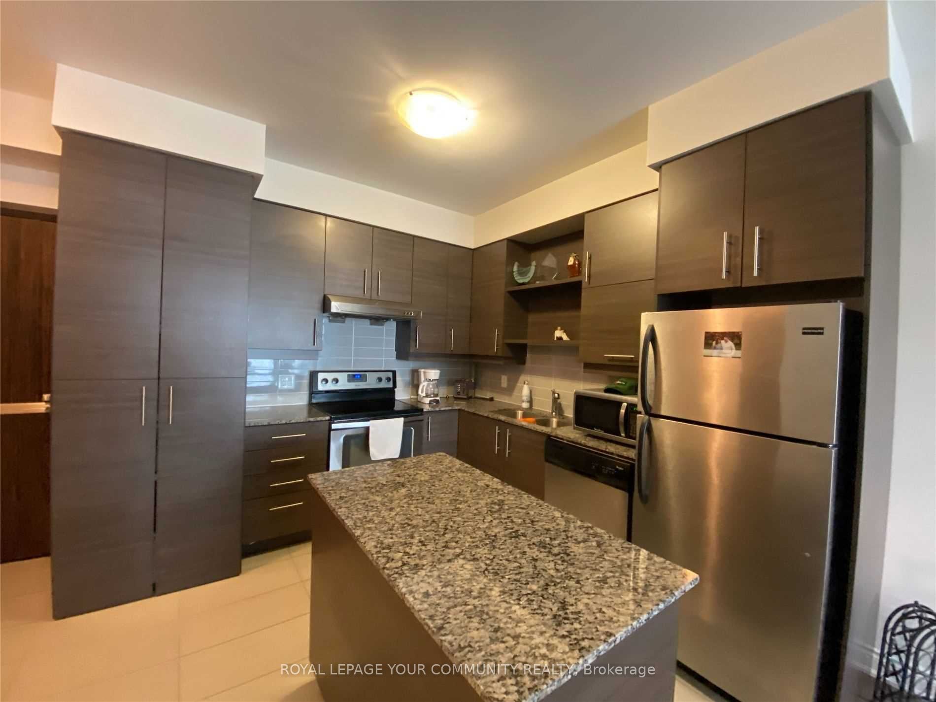 277 South Park Rd 15 Property Photo 6