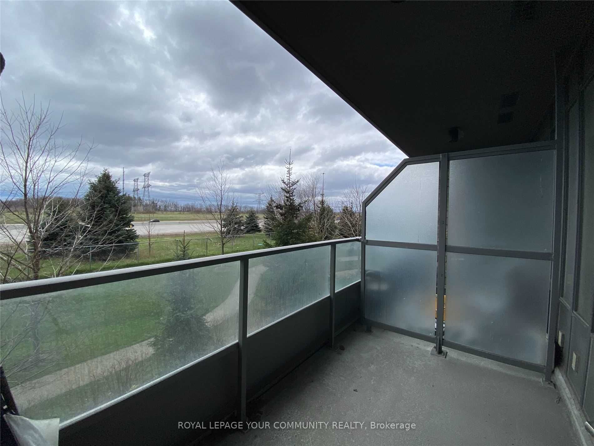 277 South Park Rd 15 Property Photo 11